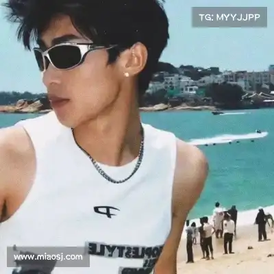 董静娇